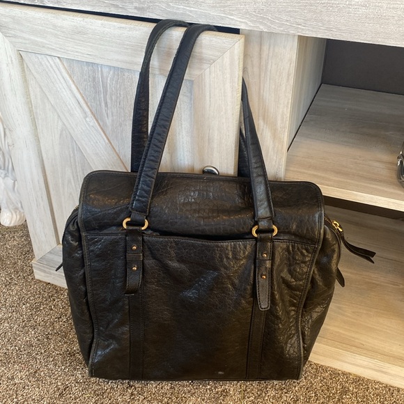 T Tahari Genuine Leather Handbag Purse Satchel Large Tote Black Gold Accents - Picture 7 of 16